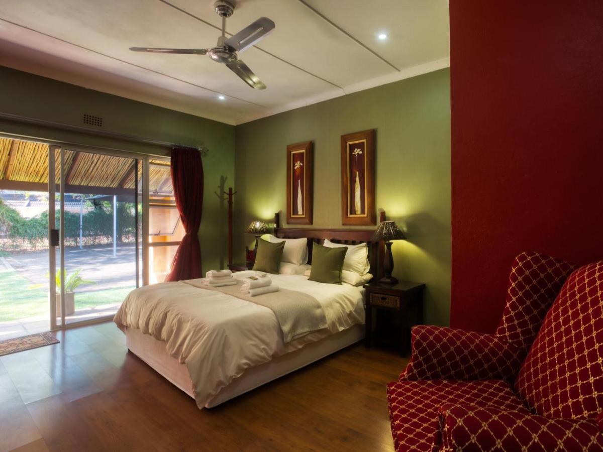Purple Gecko Guesthouse Lydenburg Extérieur photo