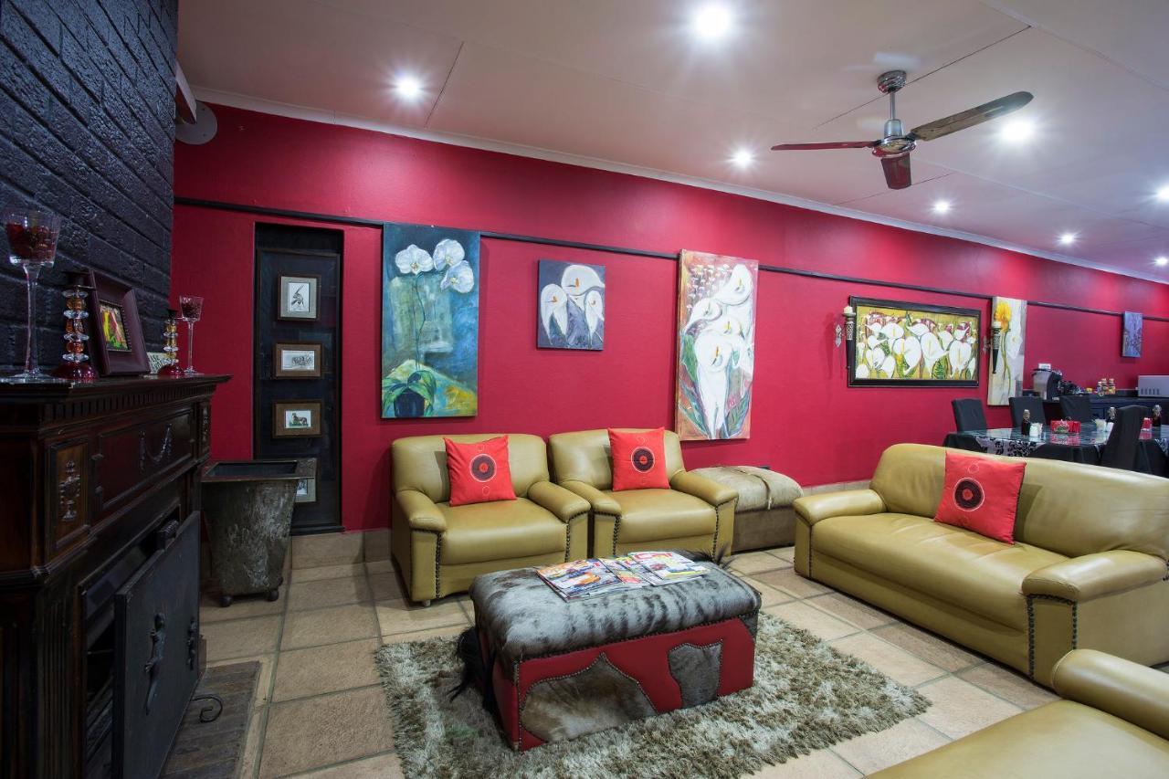 Purple Gecko Guesthouse Lydenburg Extérieur photo