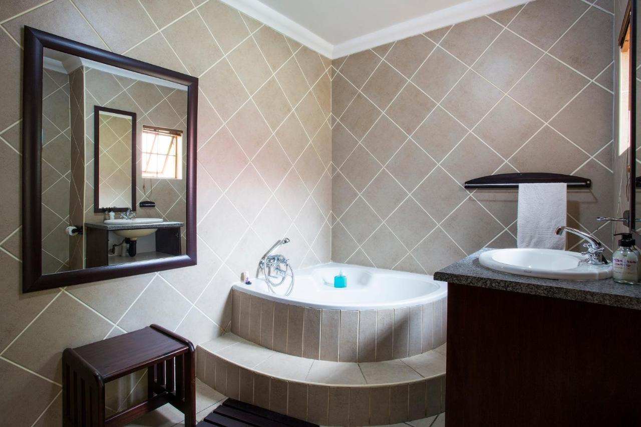 Purple Gecko Guesthouse Lydenburg Extérieur photo