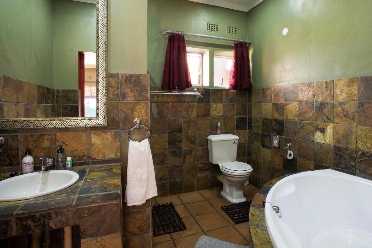 Purple Gecko Guesthouse Lydenburg Extérieur photo