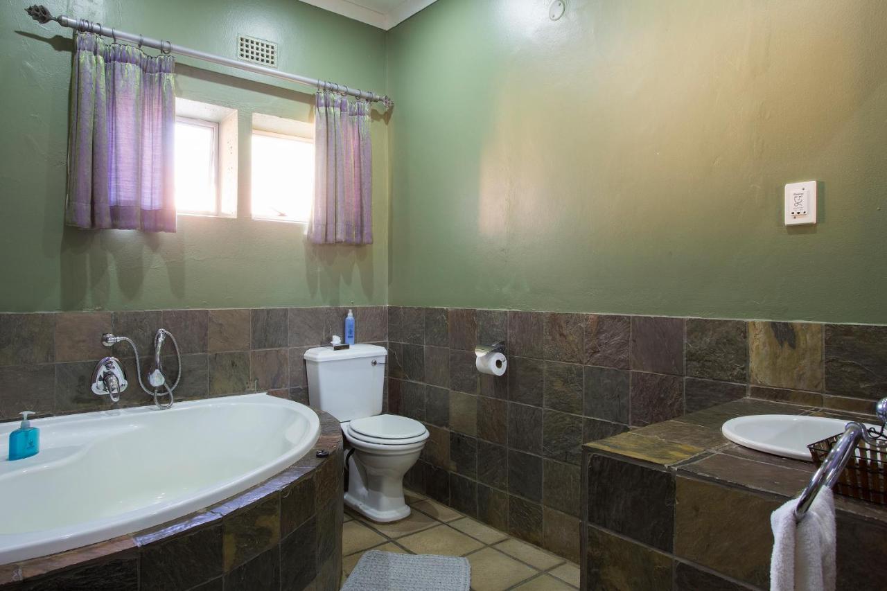 Purple Gecko Guesthouse Lydenburg Extérieur photo
